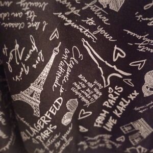 Karl Lagerfeld Paris Black Graphic swetter